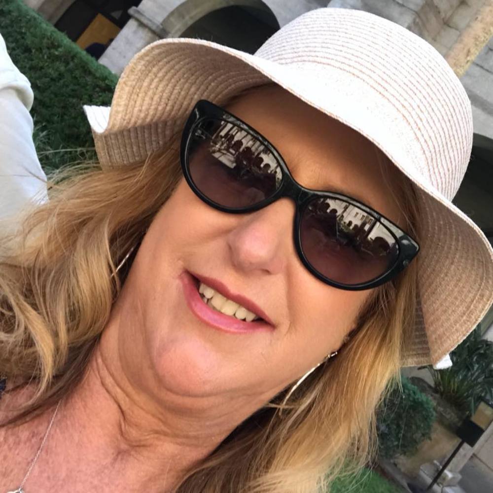 Meet your Posher, Janis